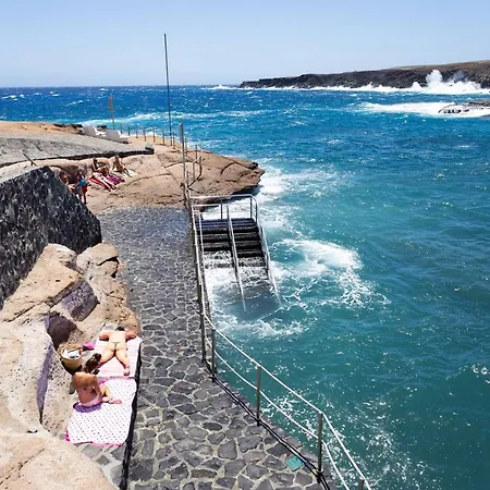 Live Lapa Cerca De La Playa 아파트 *